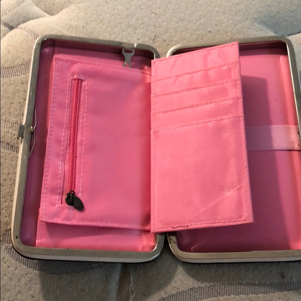 Wallet - Picture 3 of 4